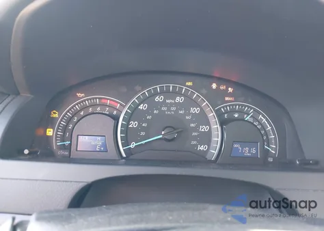 2015 Toyota Camry Le z USA, uszkodzony, nr VIN 4T4BF1FK9FR476241